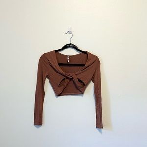 A Ellen crop top long sleeve